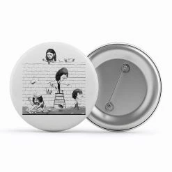 The Banyan Tee Badge - The Wall