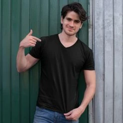 The Banyan Tee V-neck T-shirt - Black Graphic Junkies