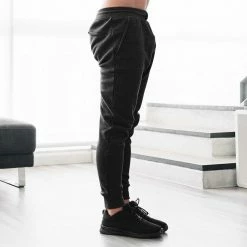 The Banyan Tee Jogger - Black